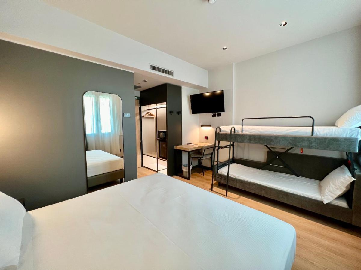 Hotel Leonessa Brescia Buitenkant foto