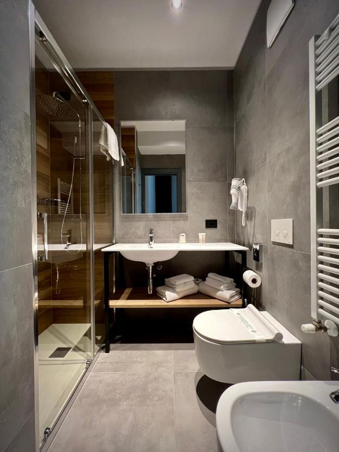 Hotel Leonessa Brescia Buitenkant foto