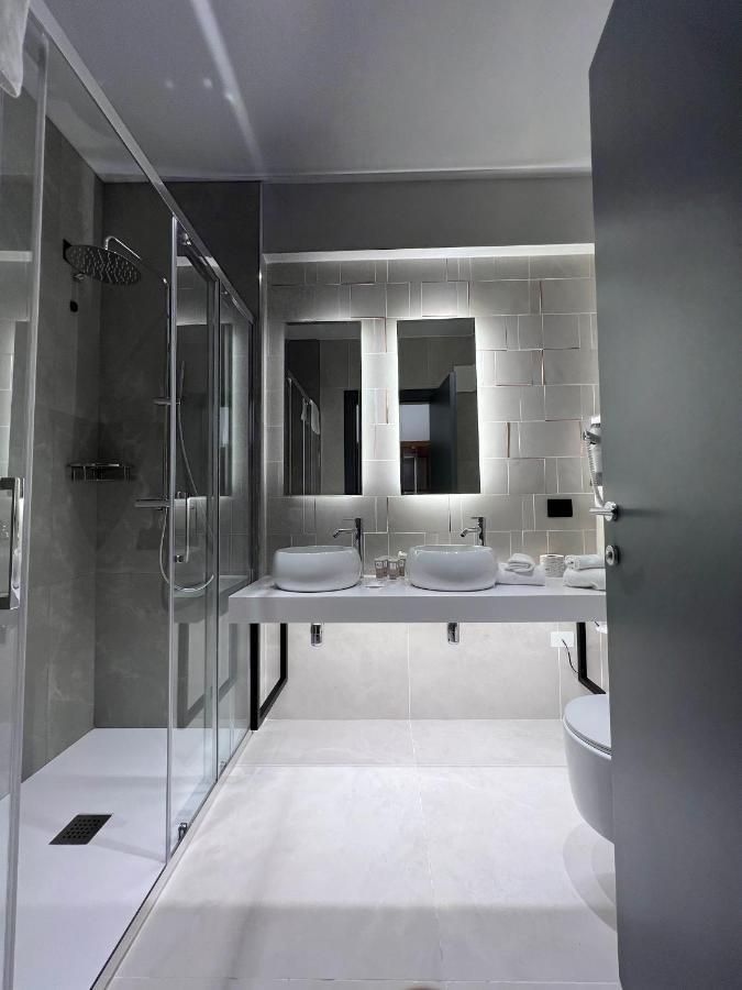 Hotel Leonessa Brescia Buitenkant foto